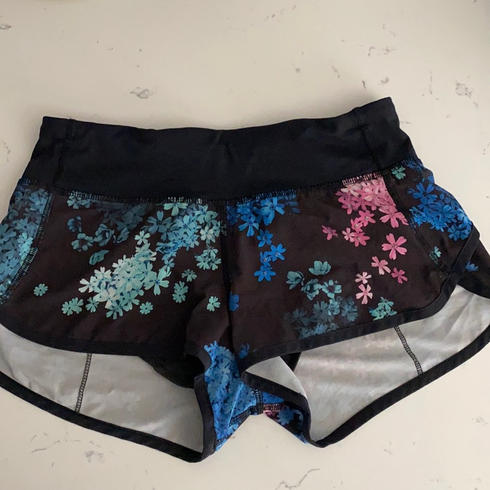 Lululemon 2in Shorts